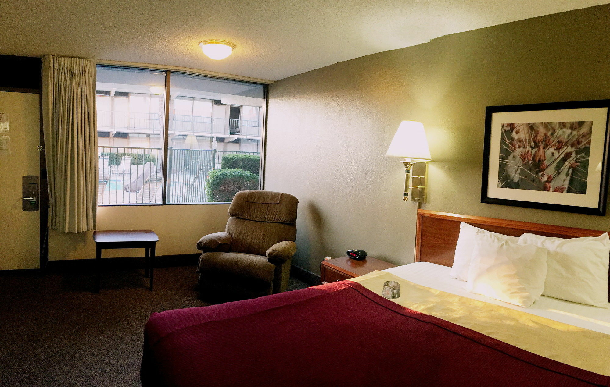 Готель Ramada By Wyndham Mesa Downtown Екстер'єр фото