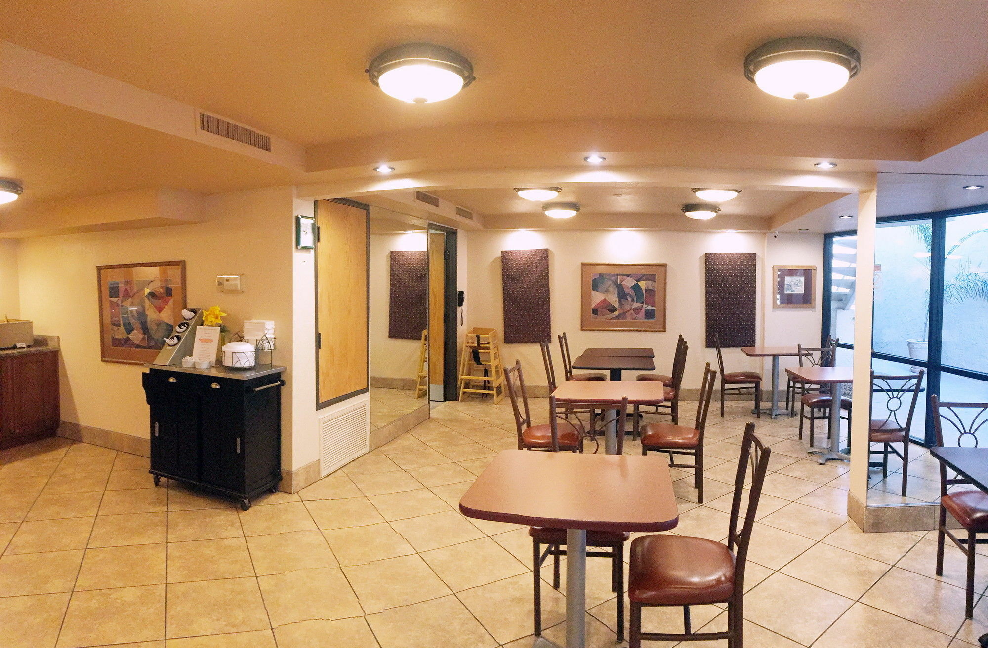 Готель Ramada By Wyndham Mesa Downtown Екстер'єр фото